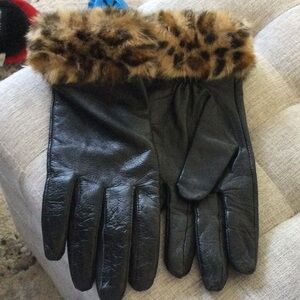 Merona Elegant Black Leather Gloves with Faux Fur Trim